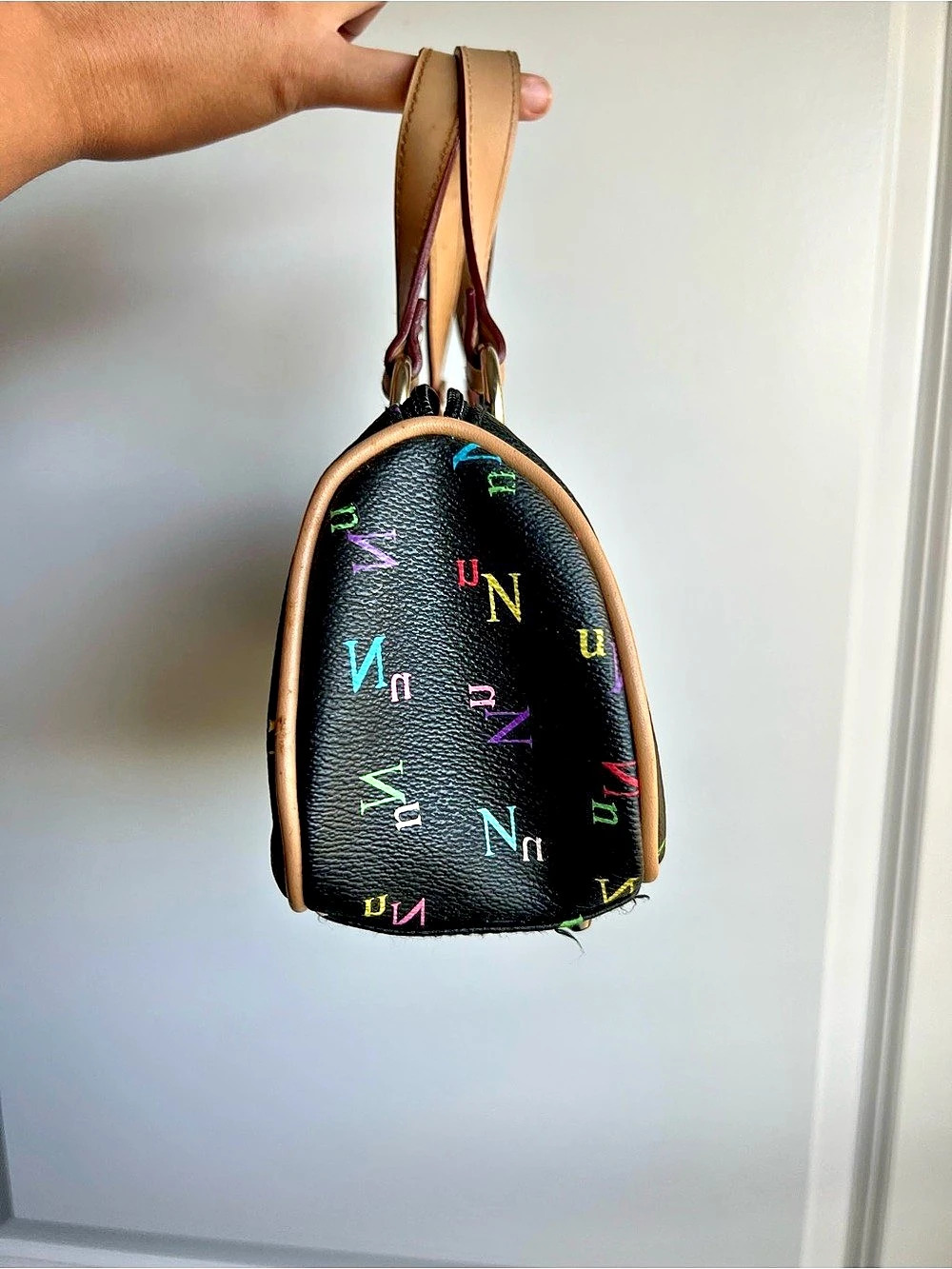 vintage black shoulder bag with silver accents - Picture 2 of 7